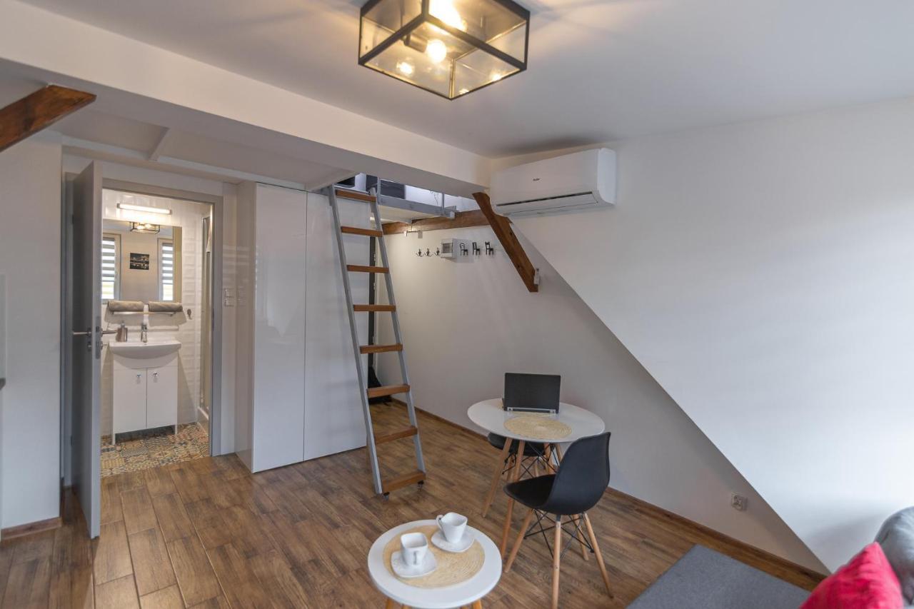 Apartamenty Niedaleko Dworca Od Wroclawapartament-Pl Екстериор снимка