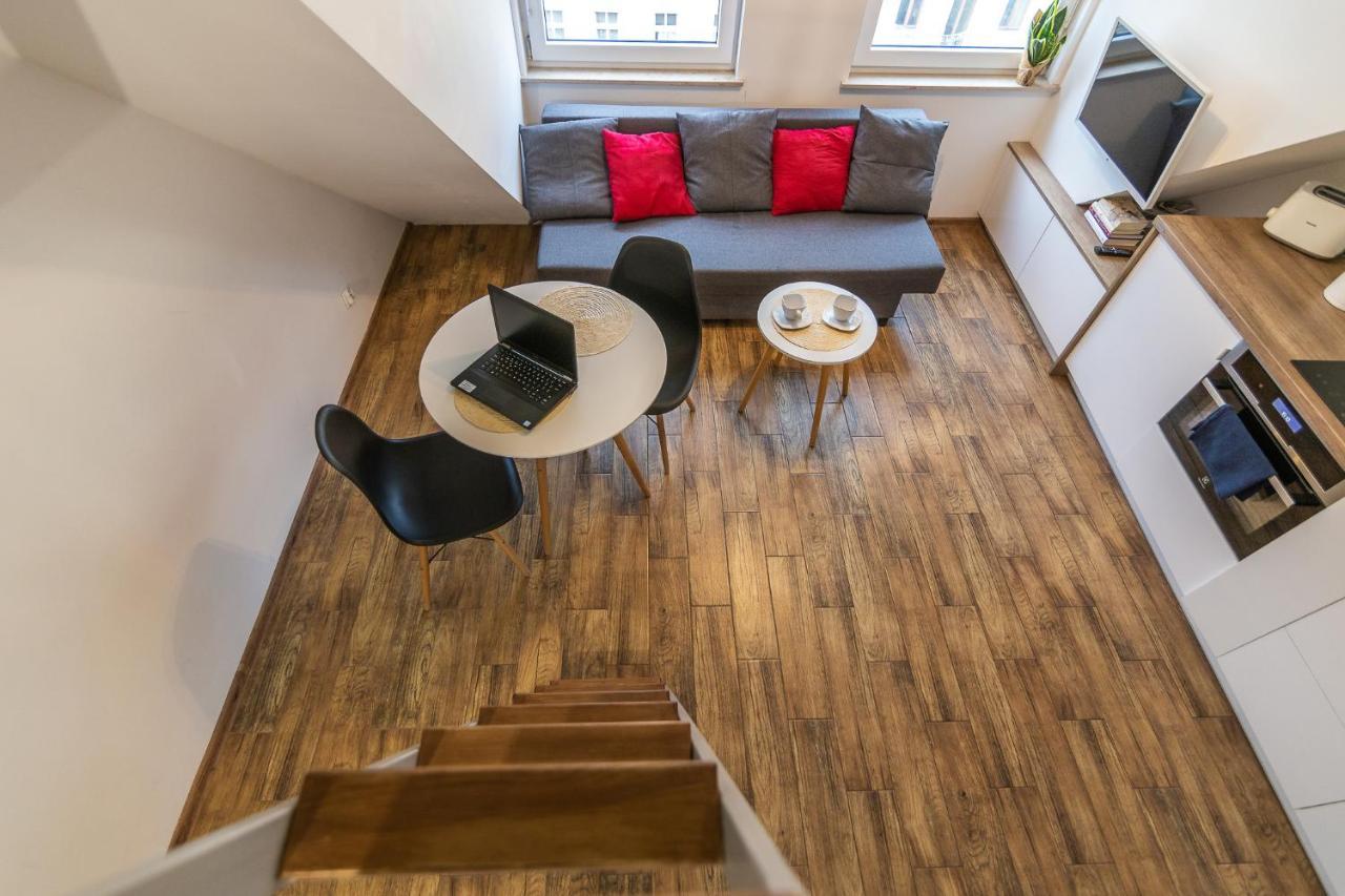 Apartamenty Niedaleko Dworca Od Wroclawapartament-Pl Екстериор снимка