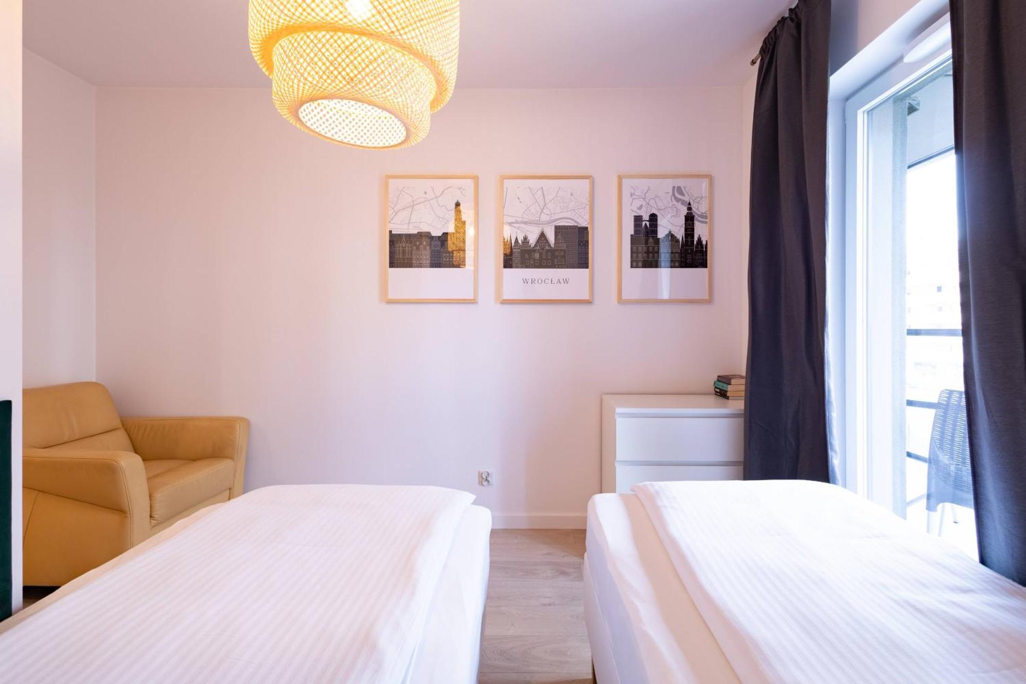 Apartamenty Niedaleko Dworca Od Wroclawapartament-Pl Екстериор снимка
